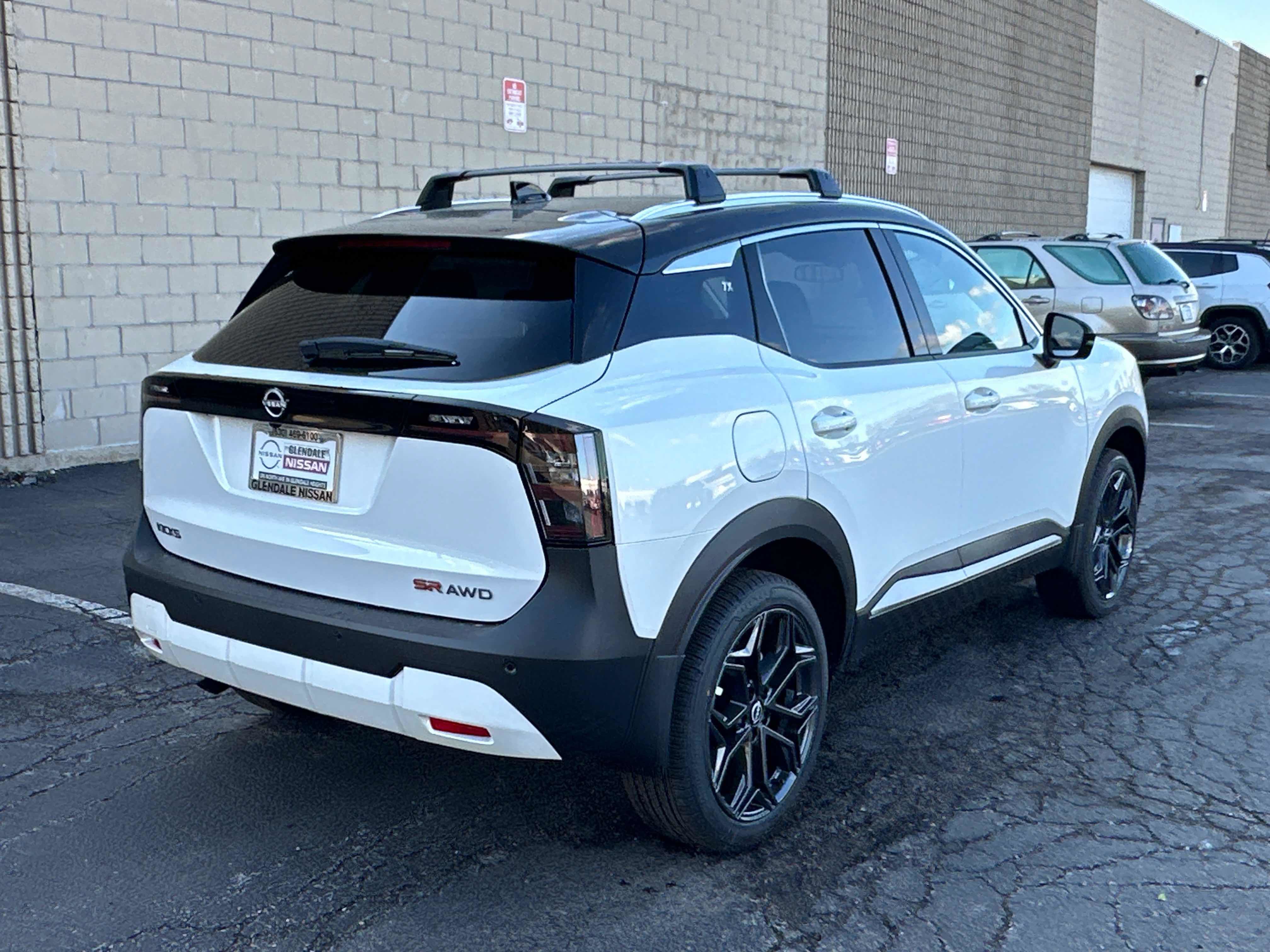 New 2026 Nissan Kicks SR w/ Cold Weather Package AWD/4WD image 4