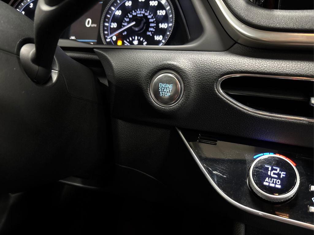 Certified 2023 Hyundai Sonata SEL image 28