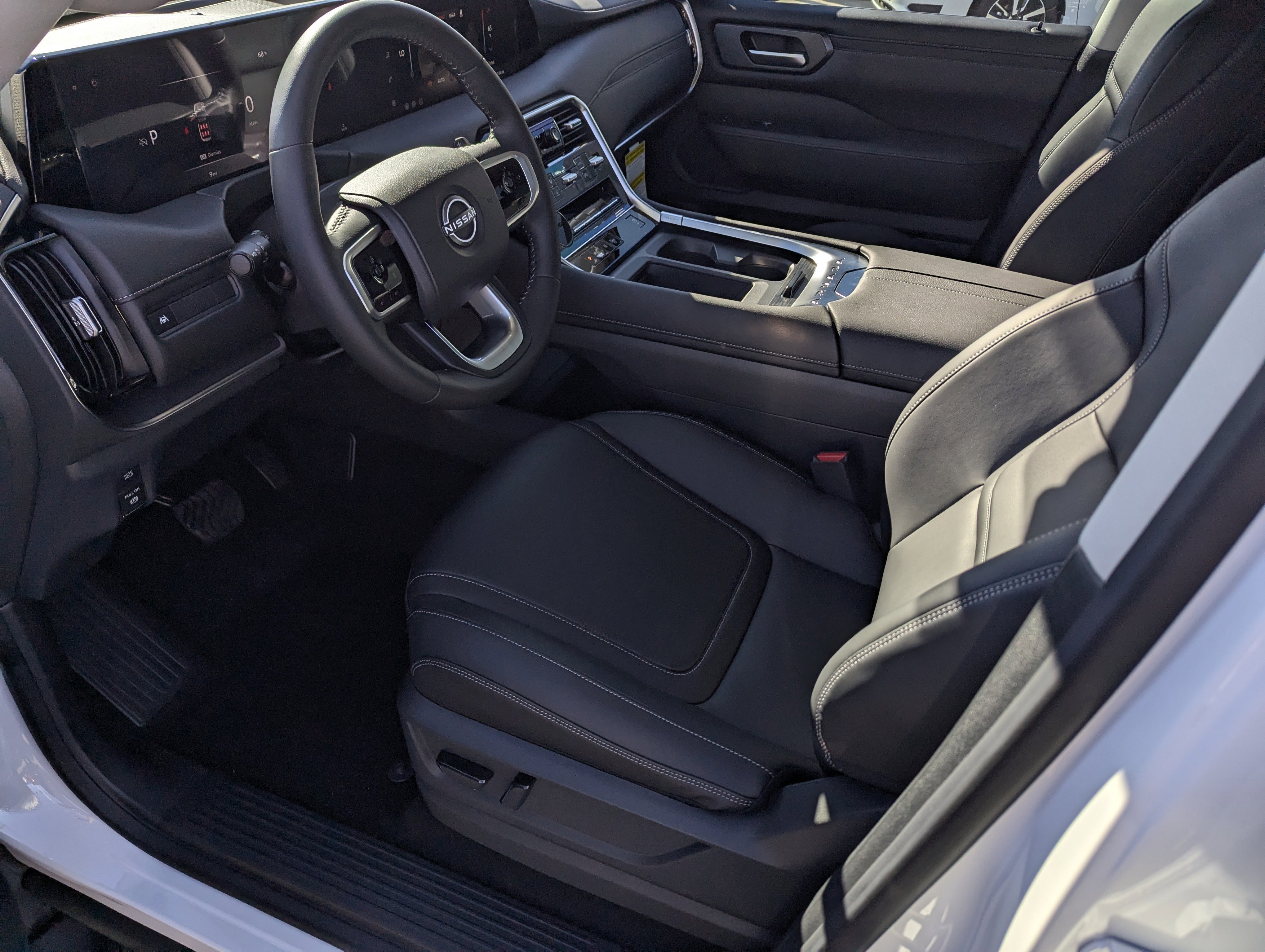 New 2026 Nissan Armada SV image 9