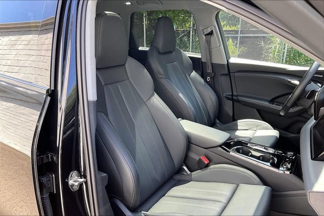 Certified 2025 Audi Q6 e-tron Prestige w/ Black Warm Weather Package AWD/4WD image 7
