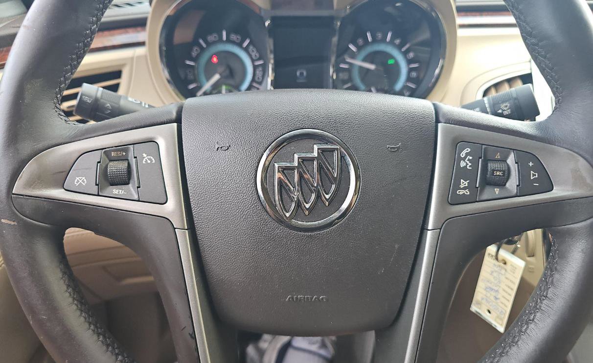 Used 2013 Buick LaCrosse Leather image 12