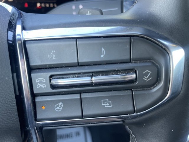 Used 2025 GMC Acadia Elevation image 20