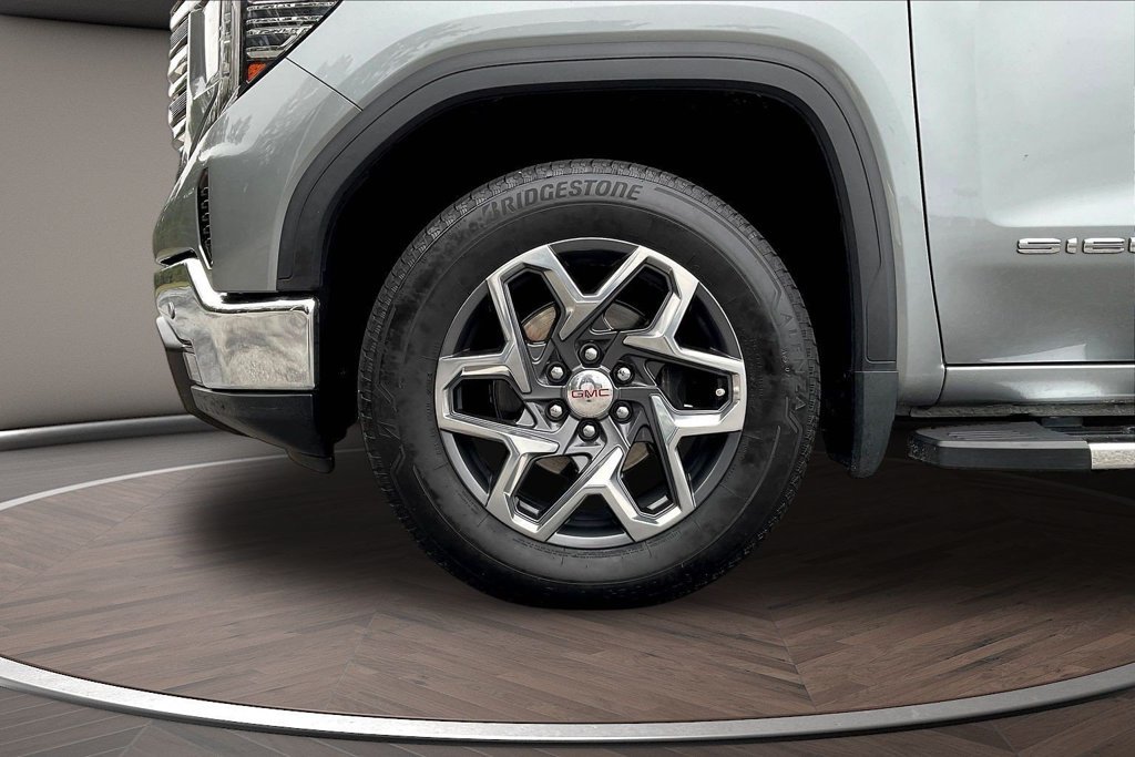 Used 2023 GMC Sierra 1500 SLT w/ SLT Premium Plus Package RWD image 38