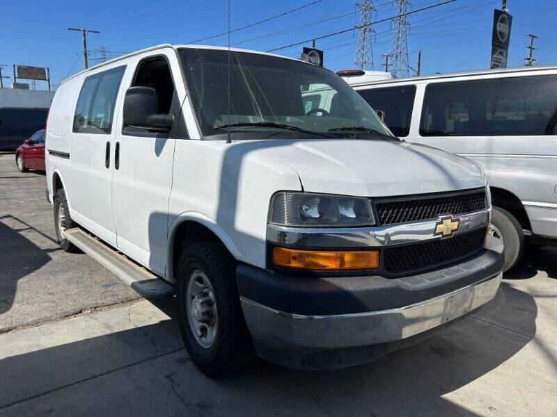 Used 2019 Chevrolet Express 2500 w/ Driver Convenience Package