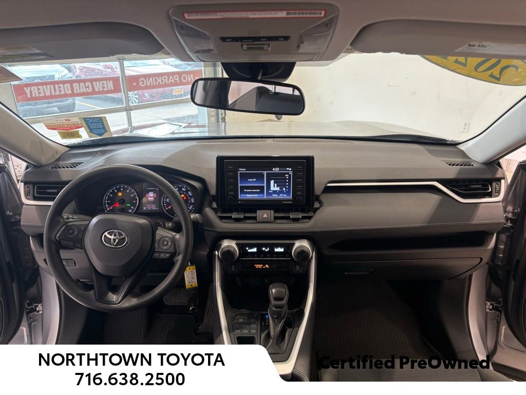 Used 2021 Toyota RAV4 LE image 6