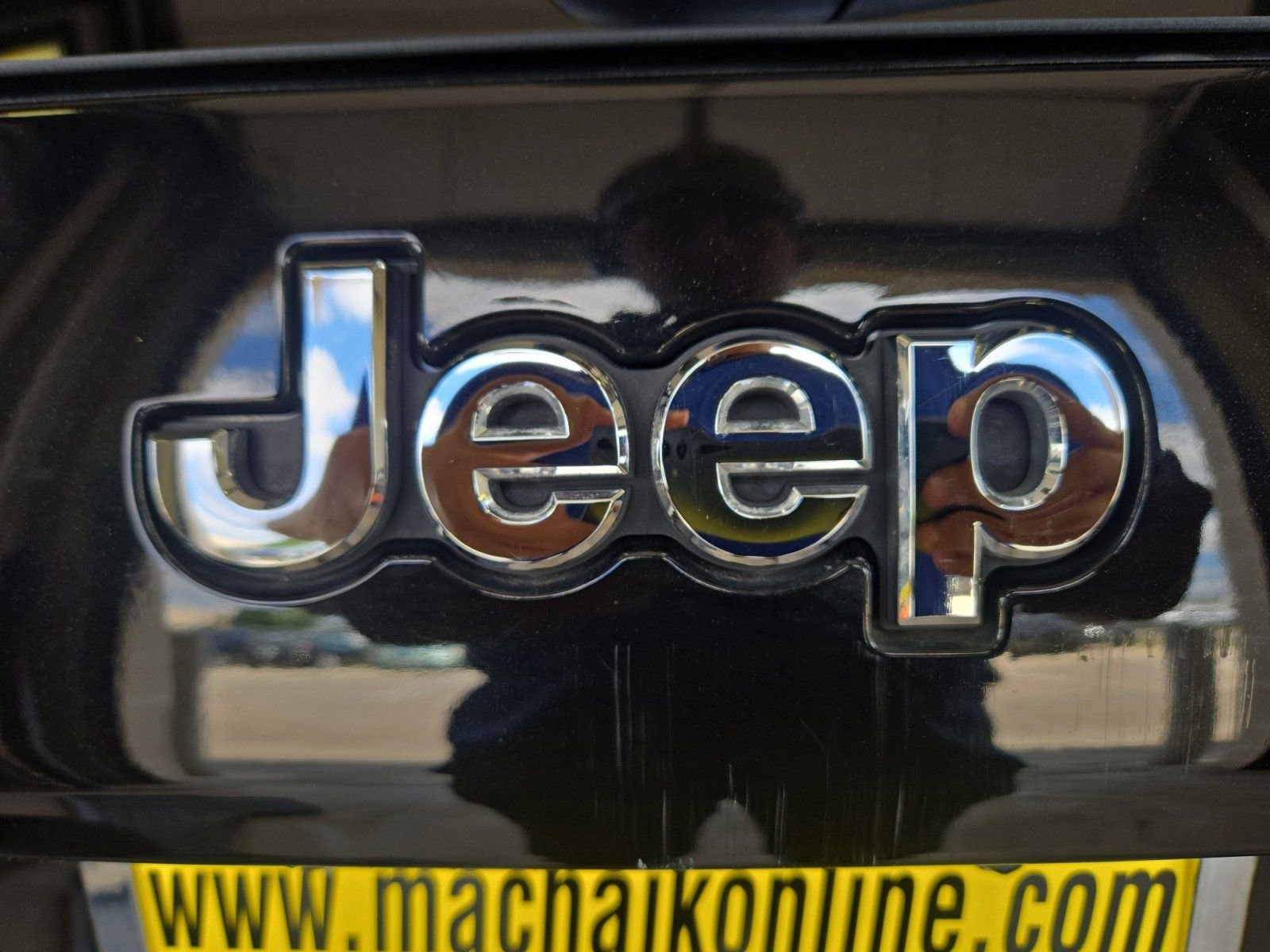 Used 2021 Jeep Cherokee Latitude Lux w/ Comfort/Convenience Group FWD image 11