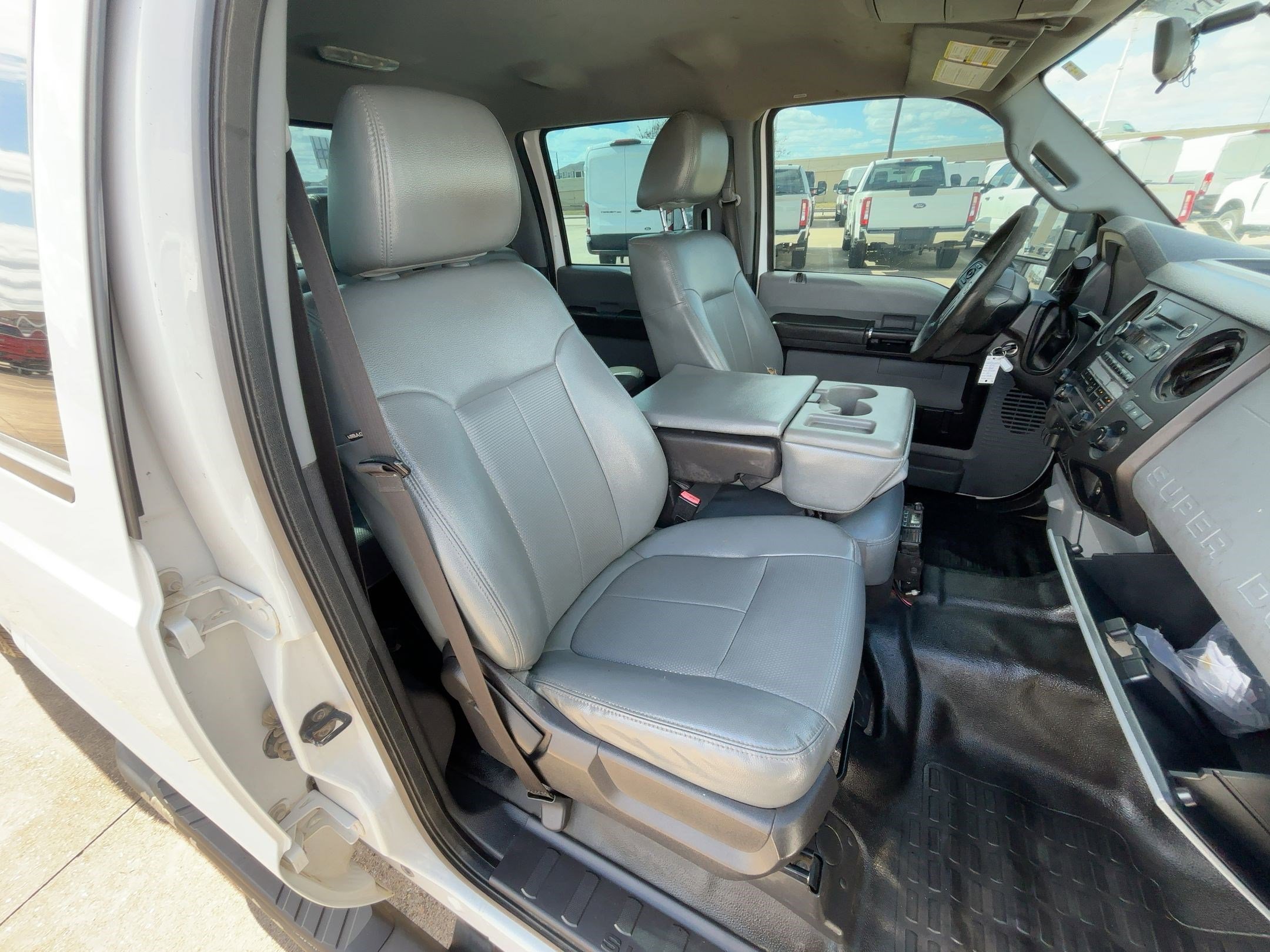 Used 2016 Ford F250 XL w/ Power Equipment Group image 24