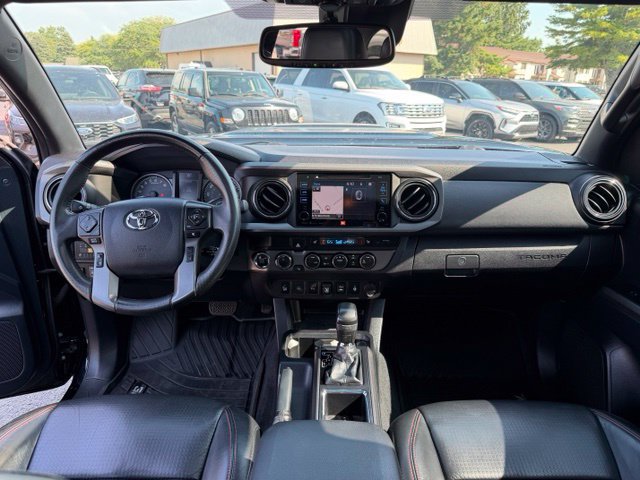 Used 2019 Toyota Tacoma TRD Pro AWD/4WD image 2