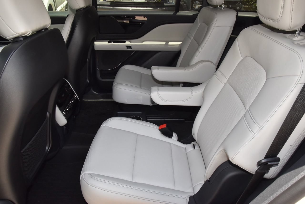 New 2026 Lincoln Aviator 2WD image 14