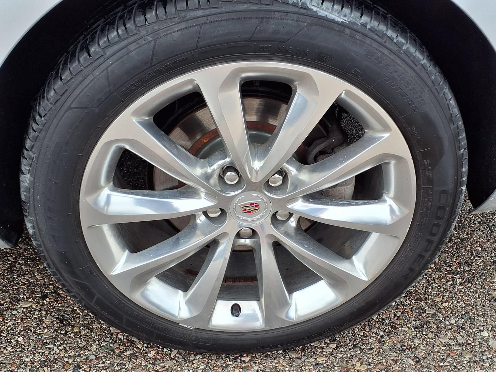 Used 2014 Cadillac XTS Luxury w/ Driver Awareness Package AWD/4WD image 8