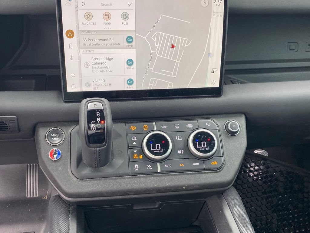 Used 2025 Land Rover Defender 130 Outbound AWD/4WD image 18