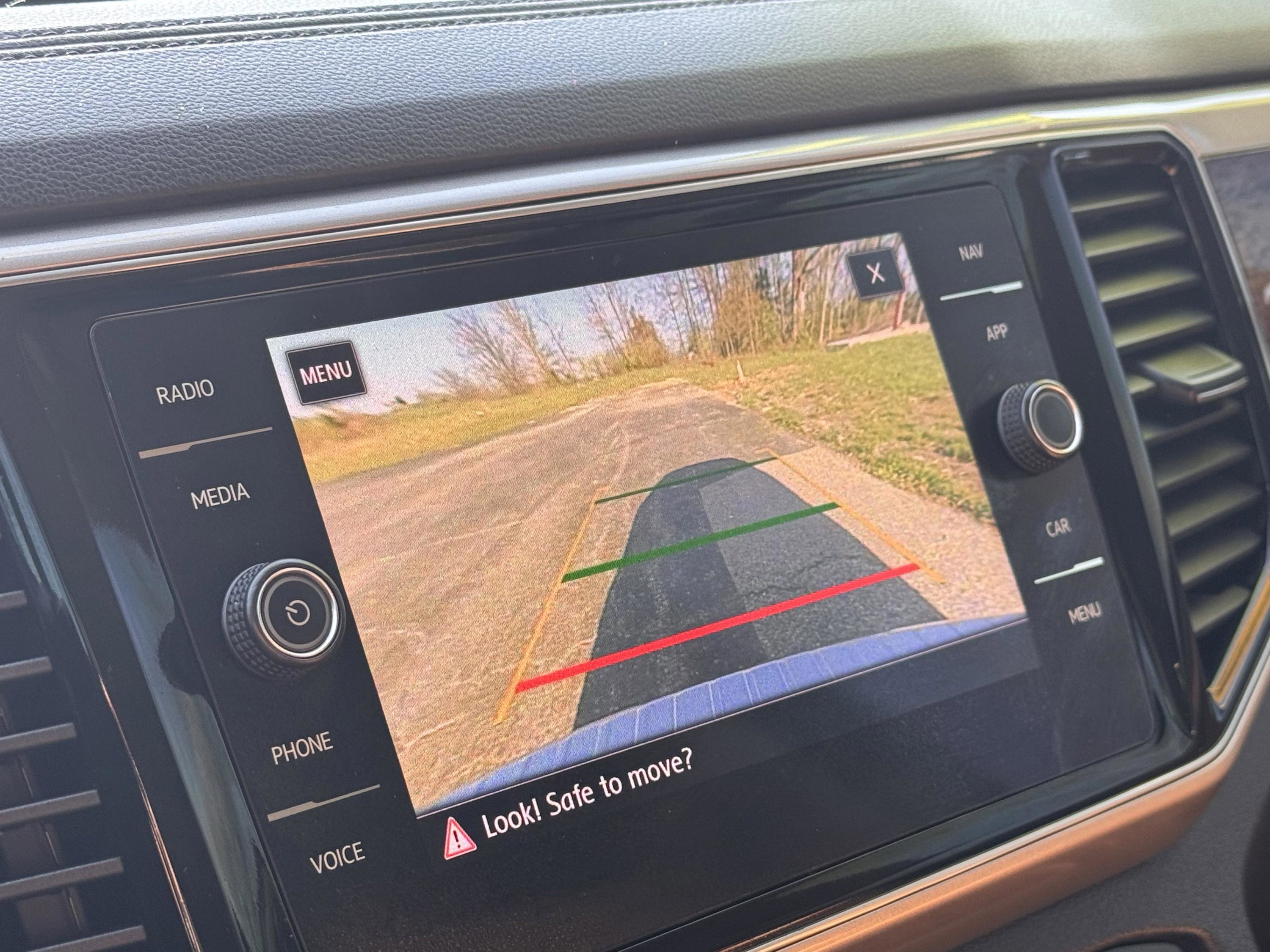 Used 2018 Volkswagen Atlas SEL Premium image 22