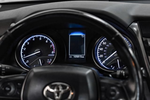 Used 2022 Toyota Camry SE FWD image 19