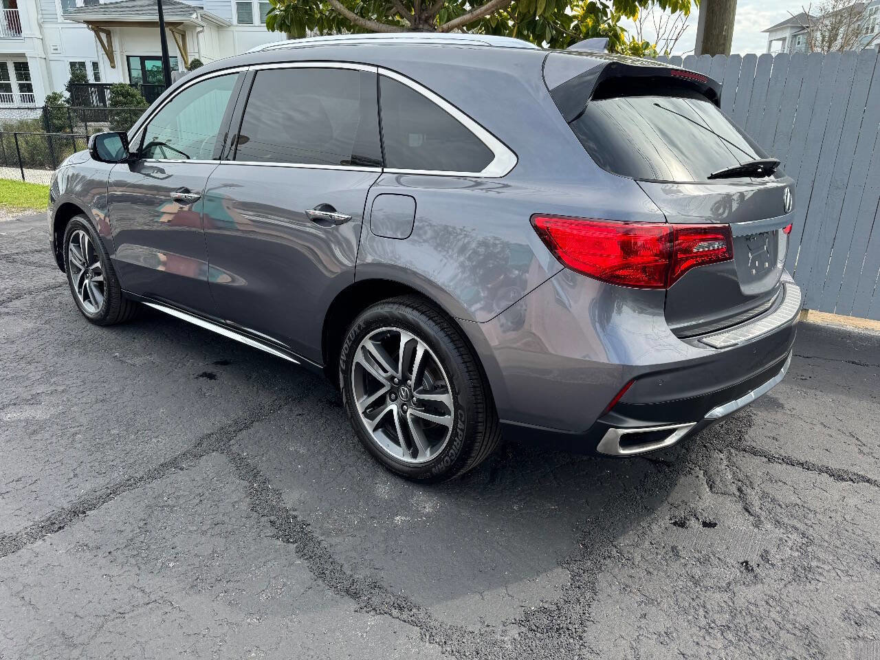 Used 2017 Acura MDX SH-AWD w/ Advance Package image 15