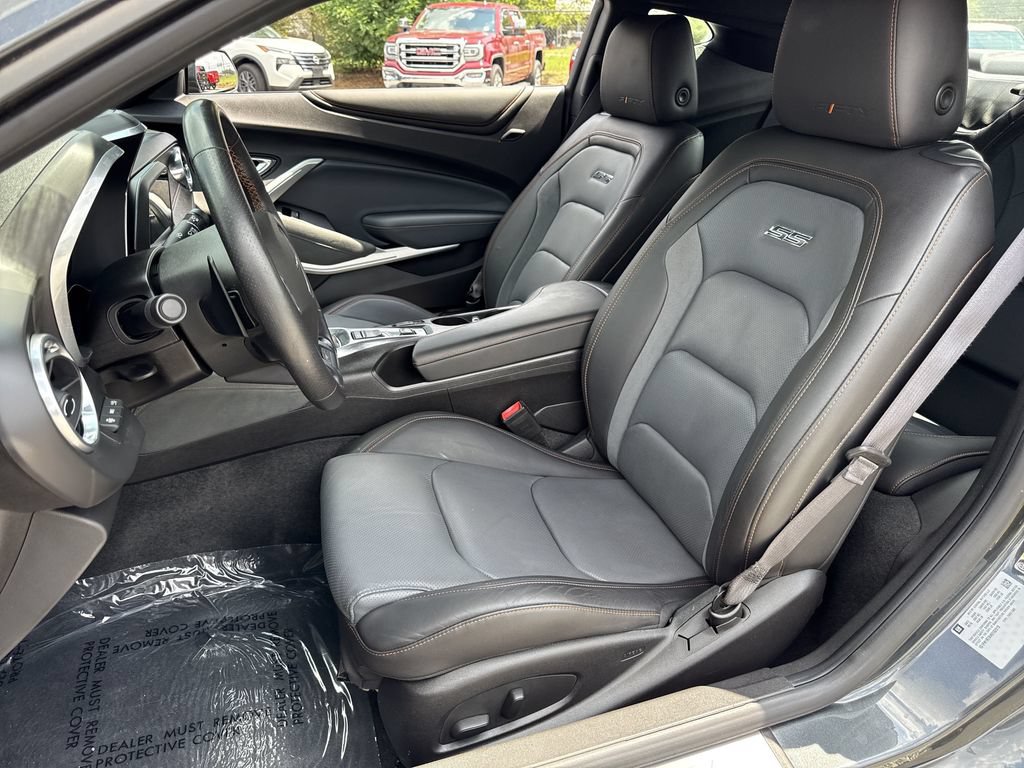 Used 2017 Chevrolet Camaro SS w/ 50th Anniversary Edition RWD image 15
