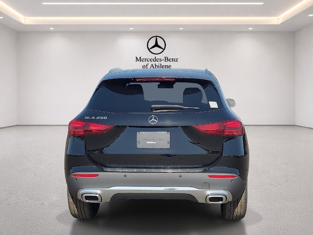 Used 2025 Mercedes-Benz GLA 250 image 4