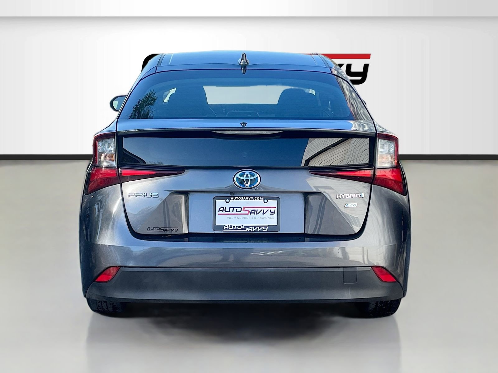 Used 2022 Toyota Prius L Eco image 6