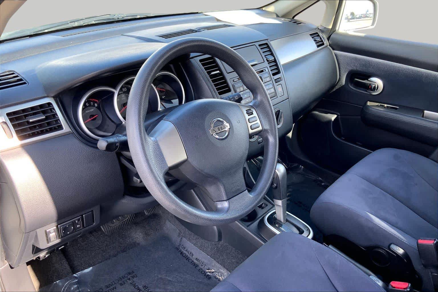 Used 2009 Nissan Versa 1.8 S w/ PWR Pkg FWD image 17