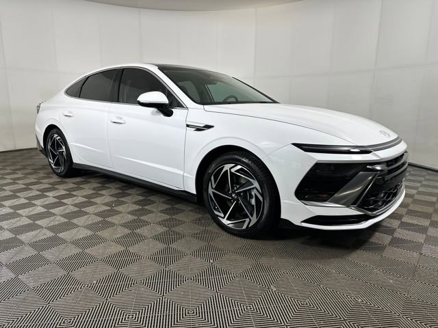 Used 2024 Hyundai Sonata SEL w/ Convenience Package image 2