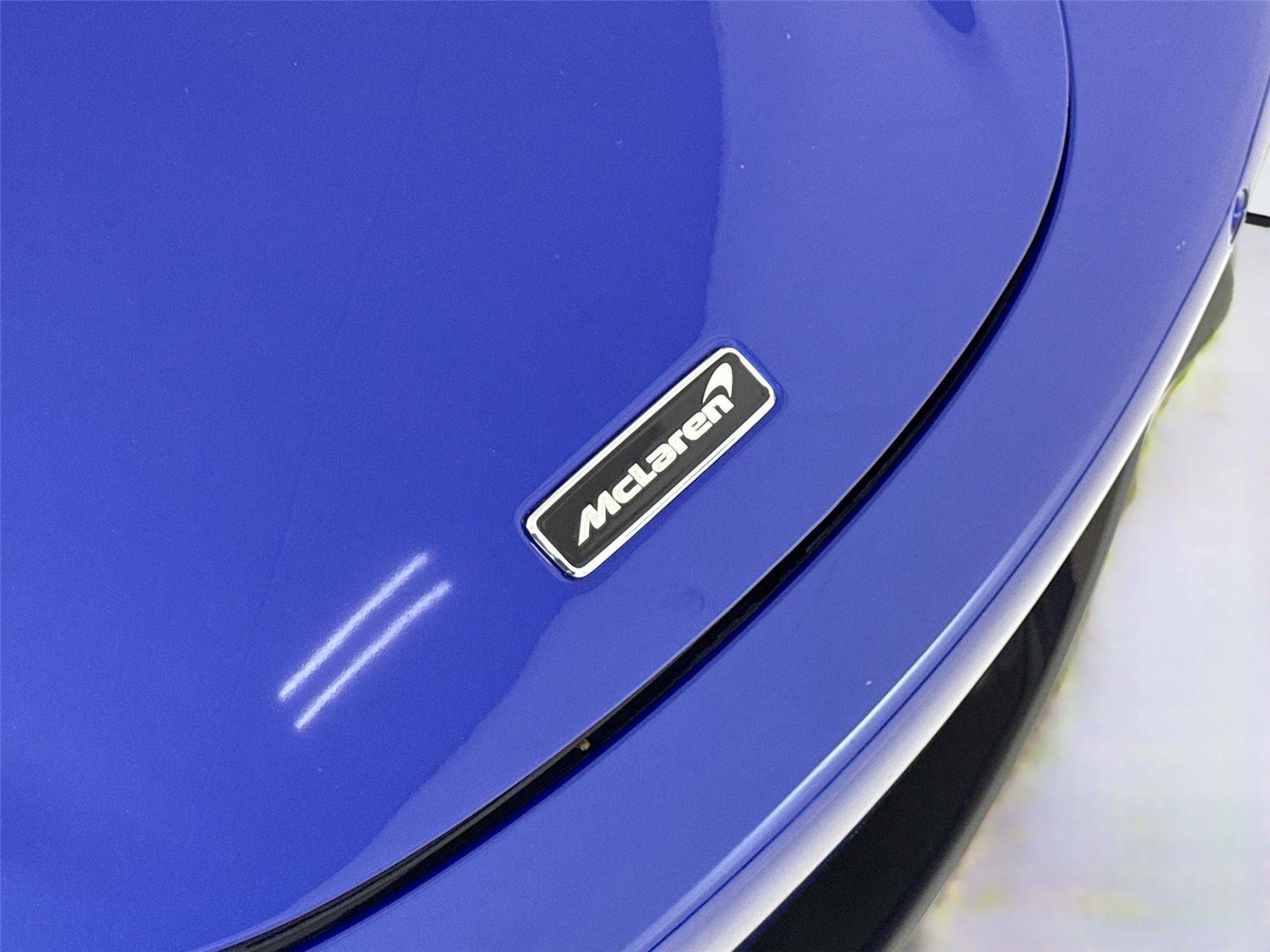 Used 2019 McLaren 720S Performance RWD image 28