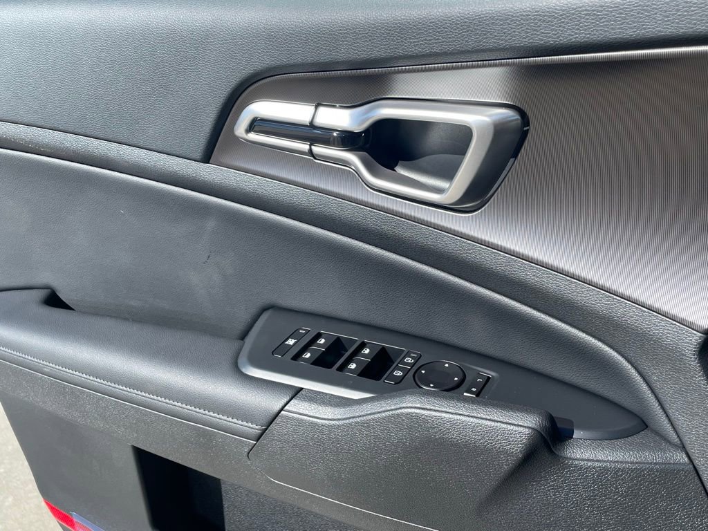 New 2026 Kia Sportage EX w/ EX Panoramic Sunroof Package image 18