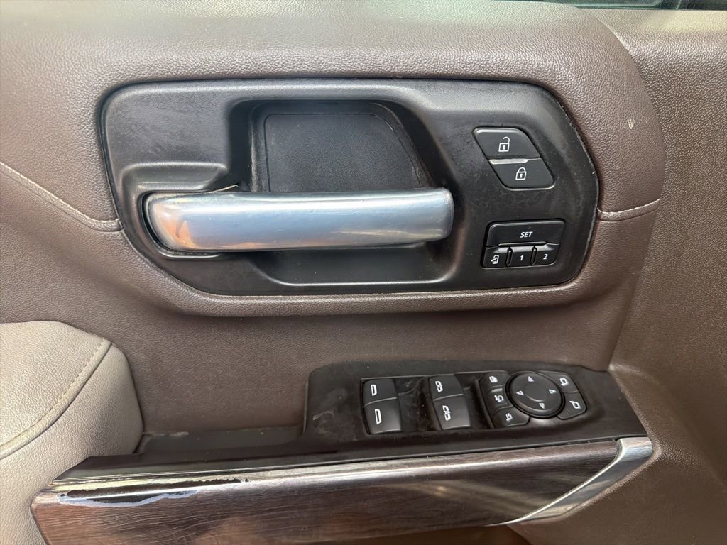 Used 2021 Chevrolet Silverado 2500 LTZ w/ LTZ Premium Package image 22