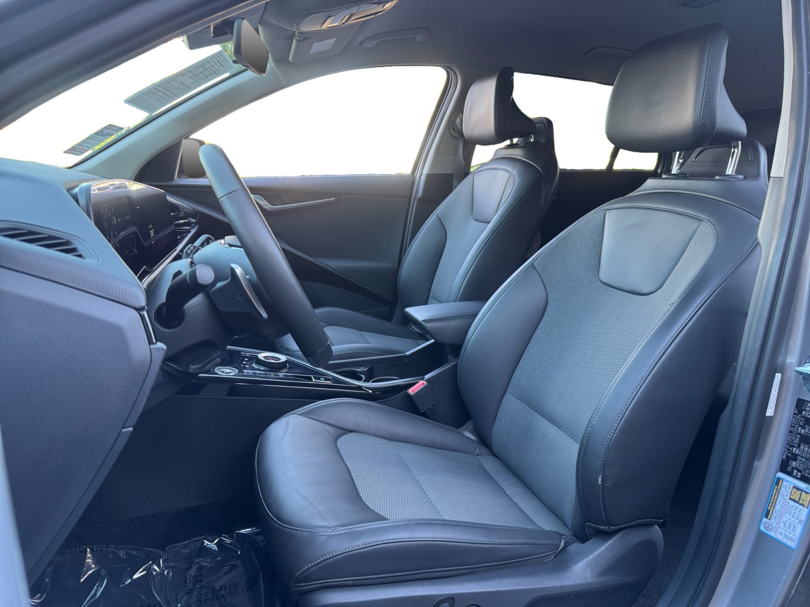 Used 2023 Kia Niro Wind w/ Wind Preserve Package FWD image 9