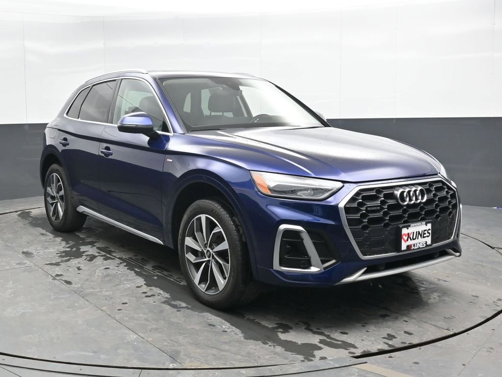 Used 2022 Audi Q5 2.0T Premium w/ Convenience Package image 5