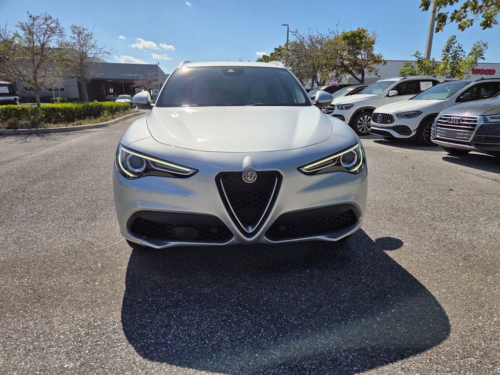 Used 2020 Alfa Romeo Stelvio Ti w/ Active Blind Spot Package image 9
