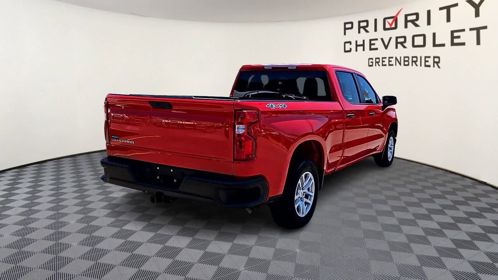 Used 2022 Chevrolet Silverado 1500 W/T w/ WT Value Package AWD/4WD image 8
