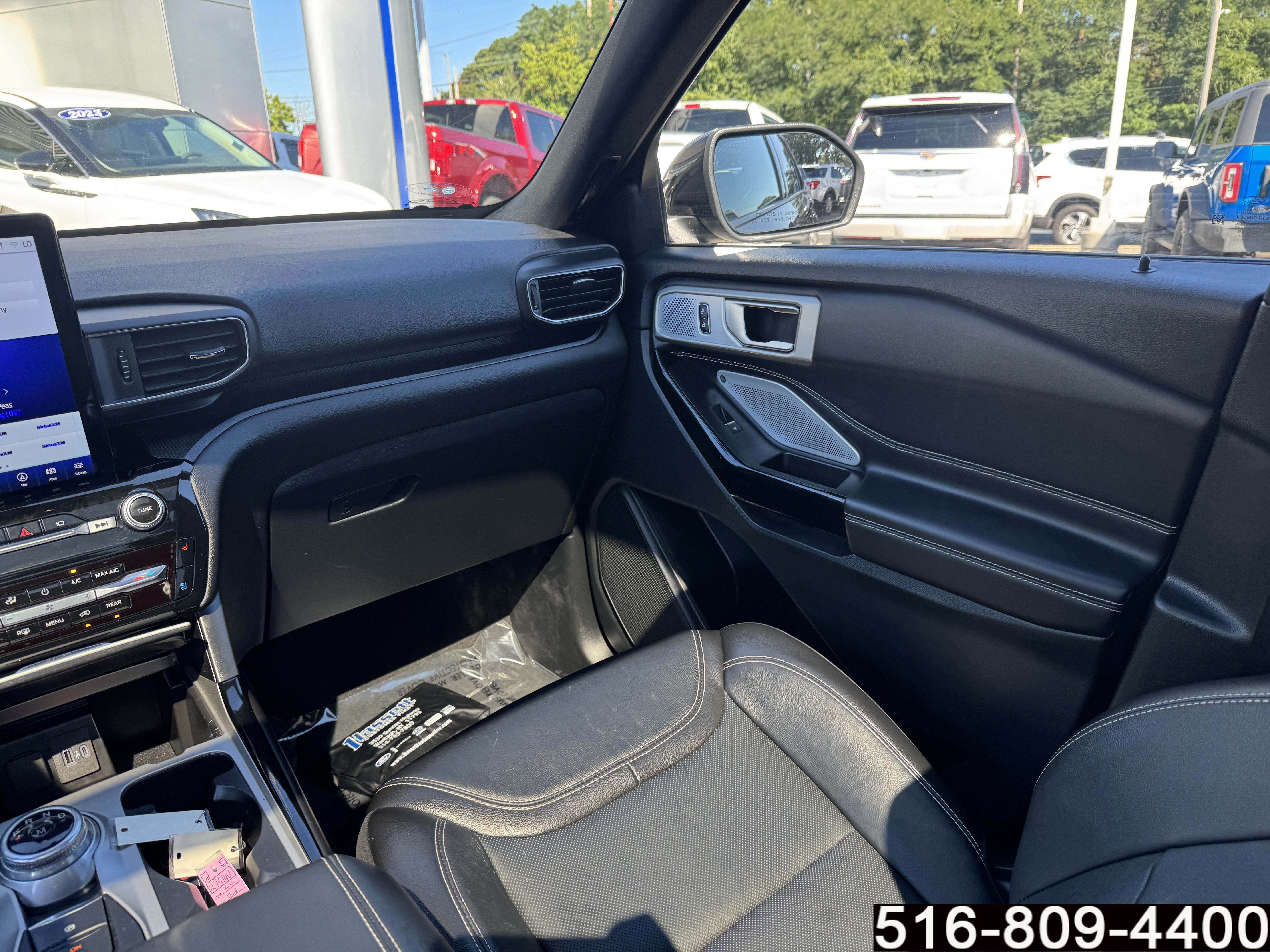 Used 2022 Ford Explorer ST w/ Equipment Group 401A AWD/4WD image 16