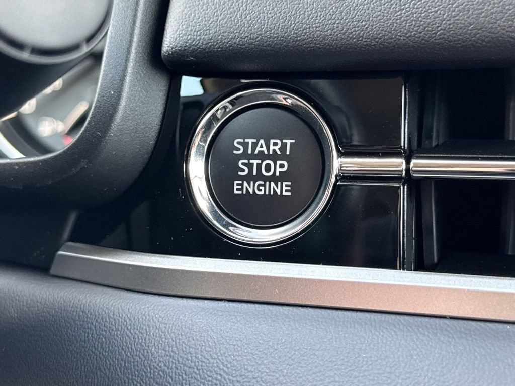 New 2026 Mitsubishi Outlander ES AWD/4WD image 19