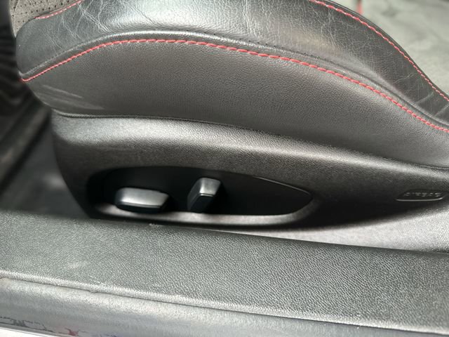 Used 2019 Chevrolet Camaro ZL1 image 13