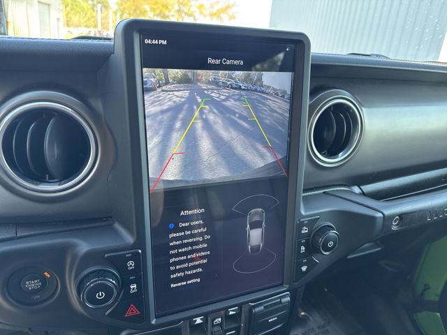 Used 2019 Jeep Wrangler Unlimited Rubicon w/ Dual Top Group AWD/4WD image 21