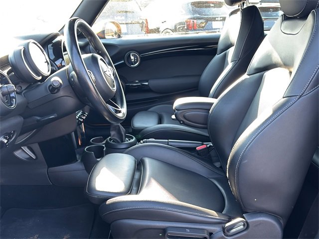 Used 2018 MINI Cooper S image 16