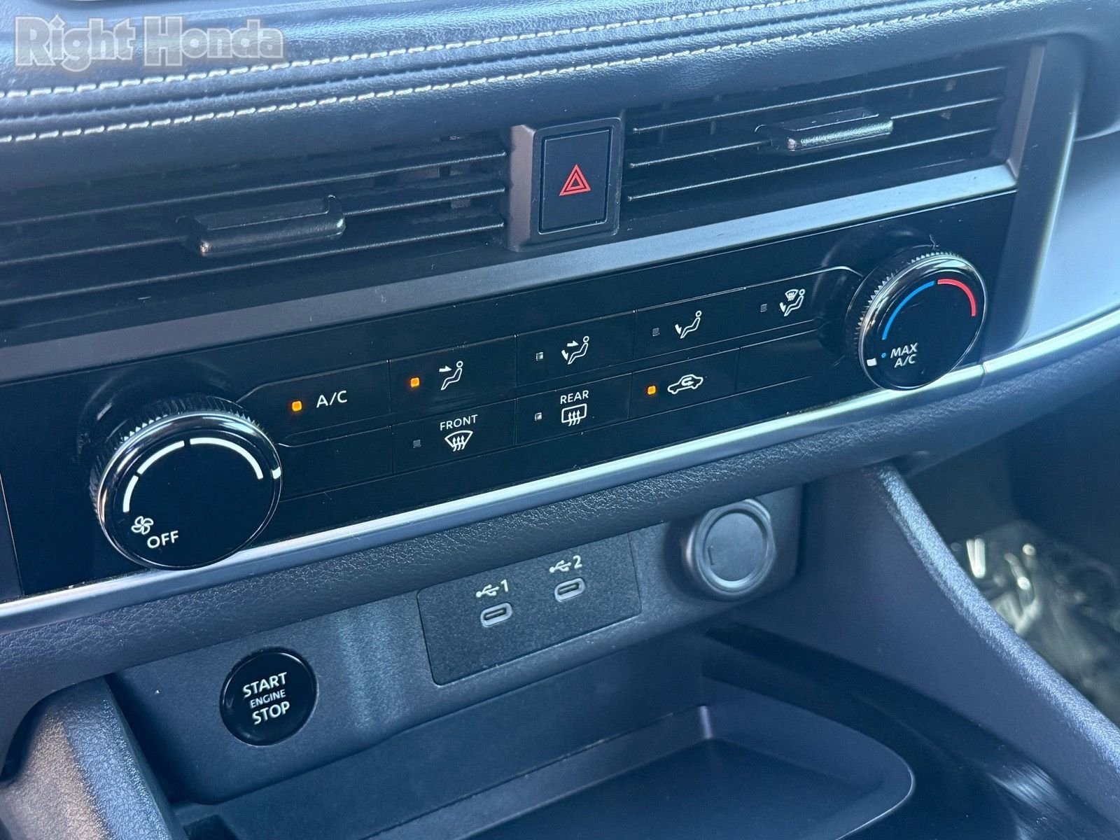 Used 2024 Nissan Rogue S image 23