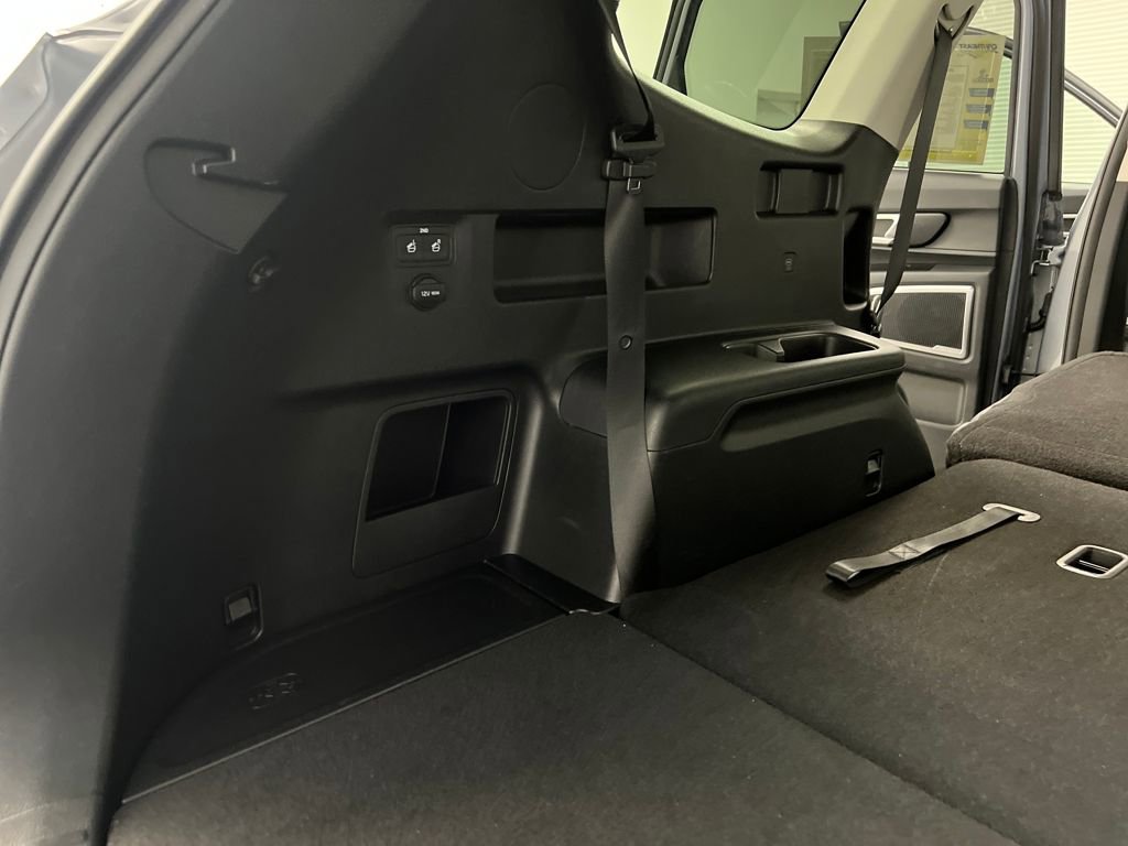 Used 2025 Kia Telluride S image 40