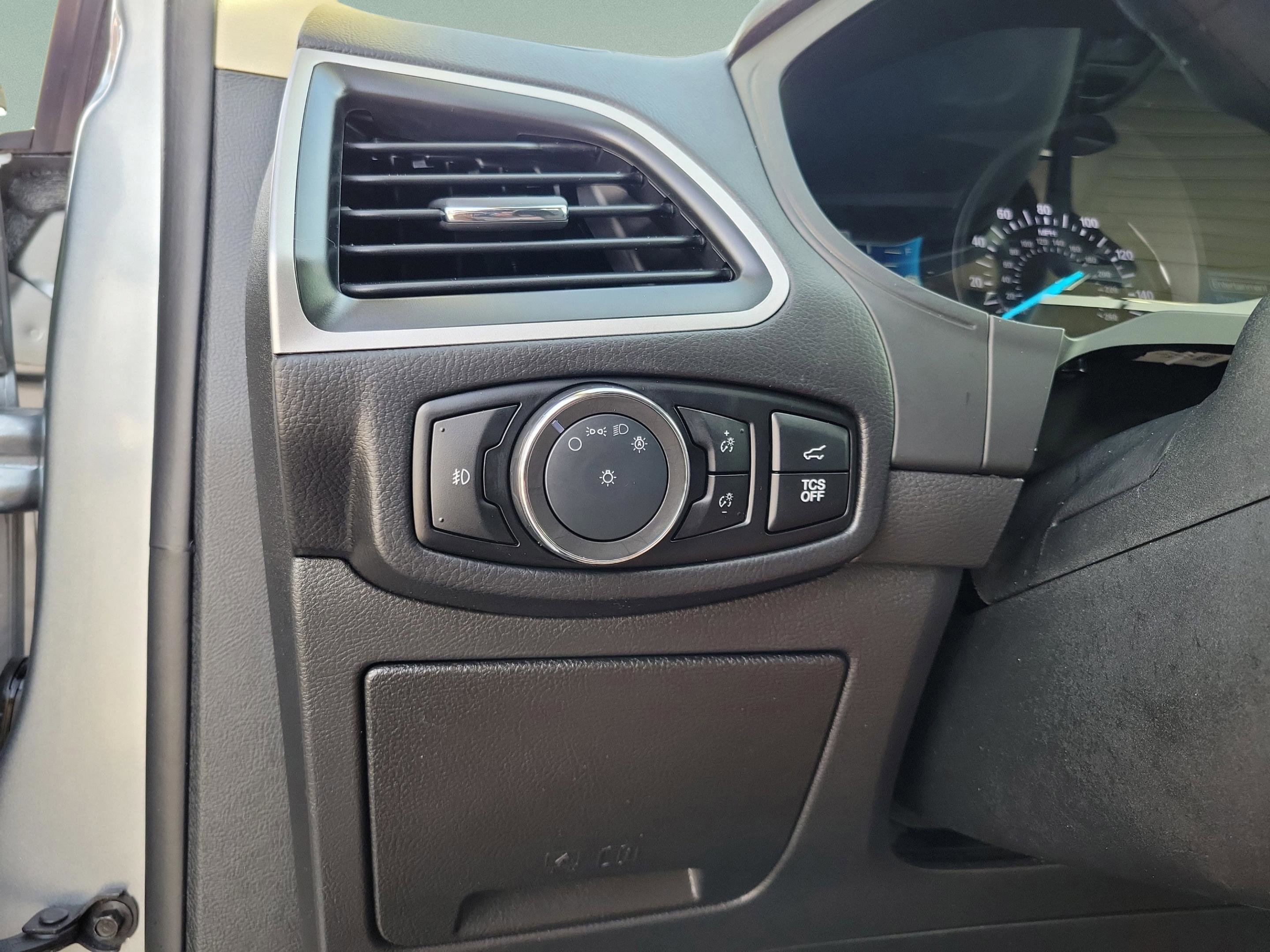 Certified 2024 Ford Edge SEL w/ Convenience Package image 10