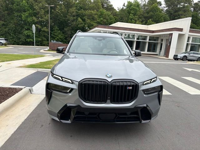 Used 2024 BMW X7 M60i AWD/4WD image 8