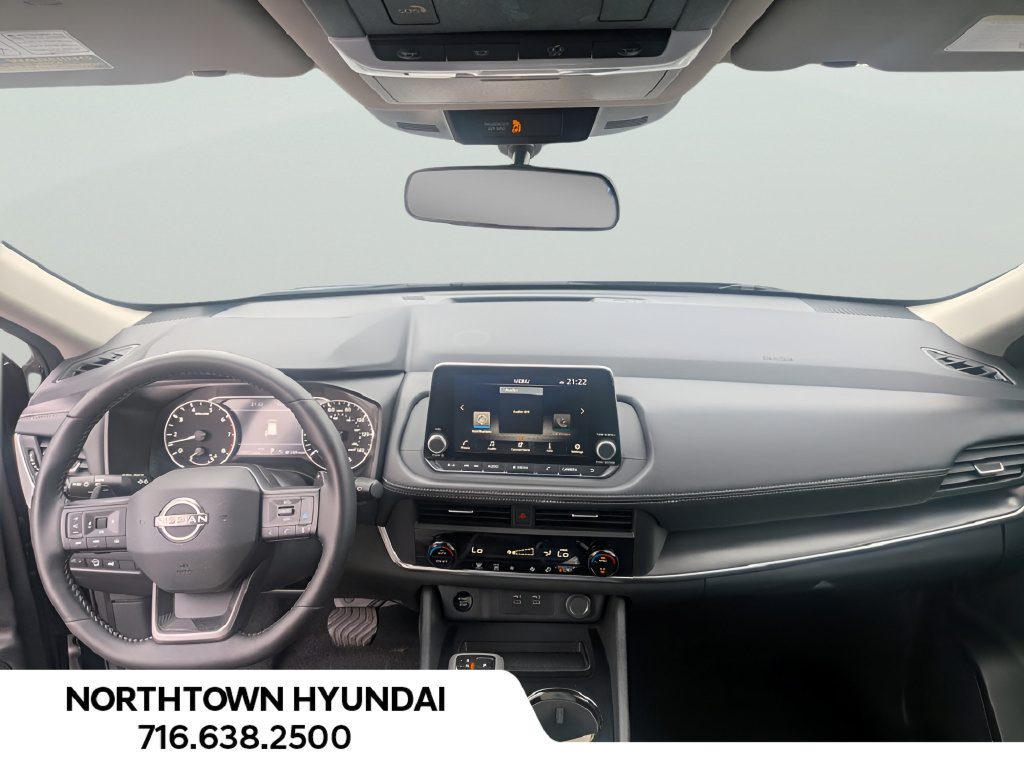 Used 2026 Nissan Rogue SV AWD/4WD image 6