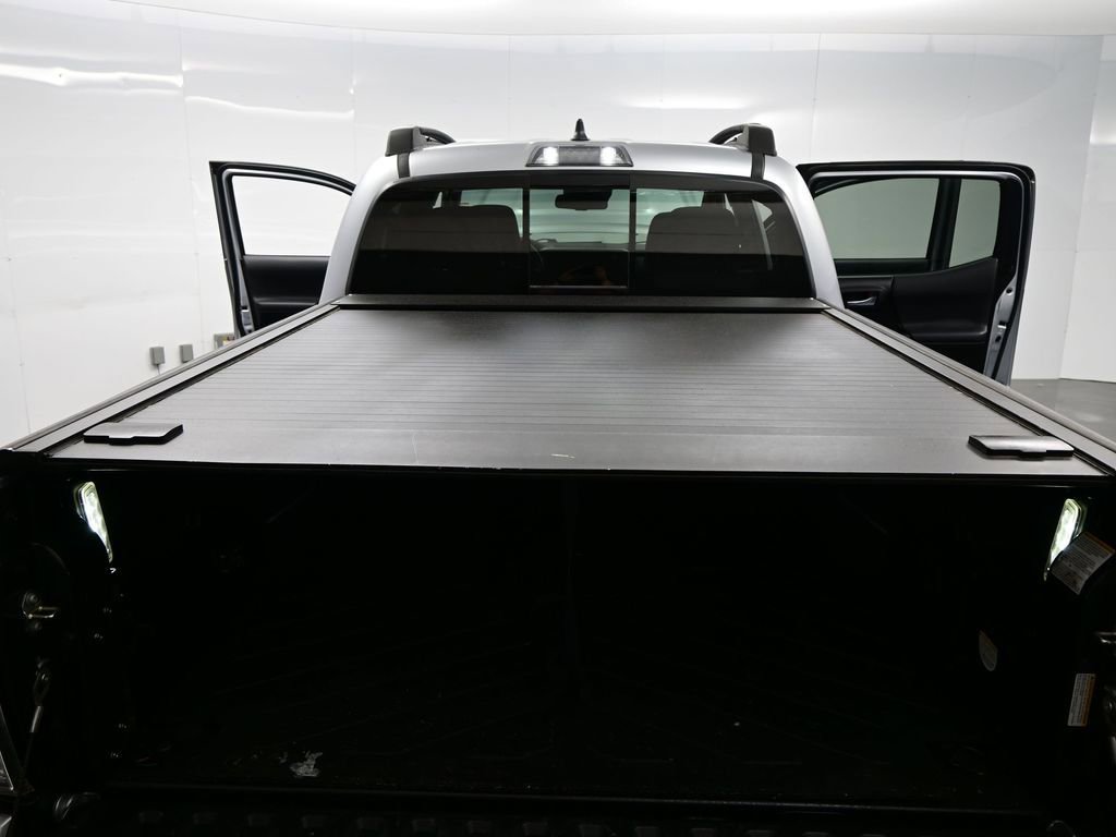 Used 2021 Toyota Tacoma TRD Sport w/ Technology Package AWD/4WD image 25
