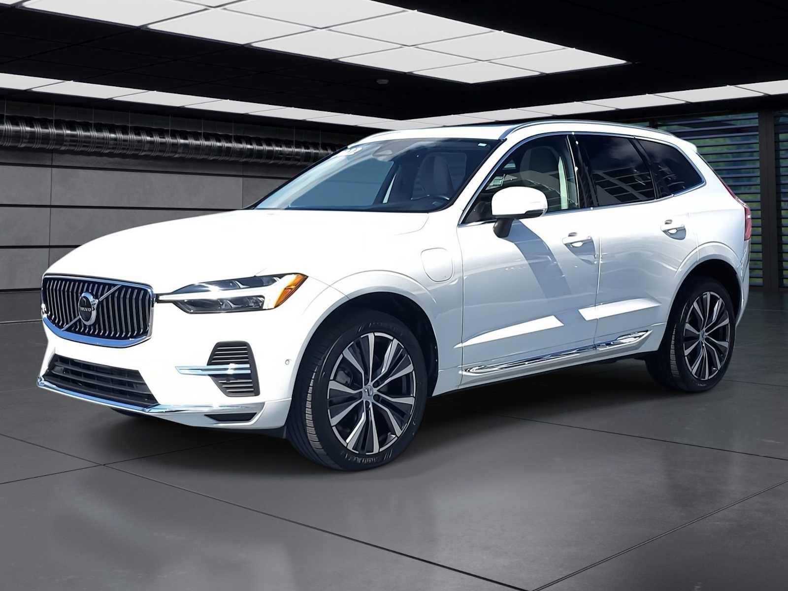 Used 2022 Volvo XC60 T8 Inscription Expression w/ Advanced Package