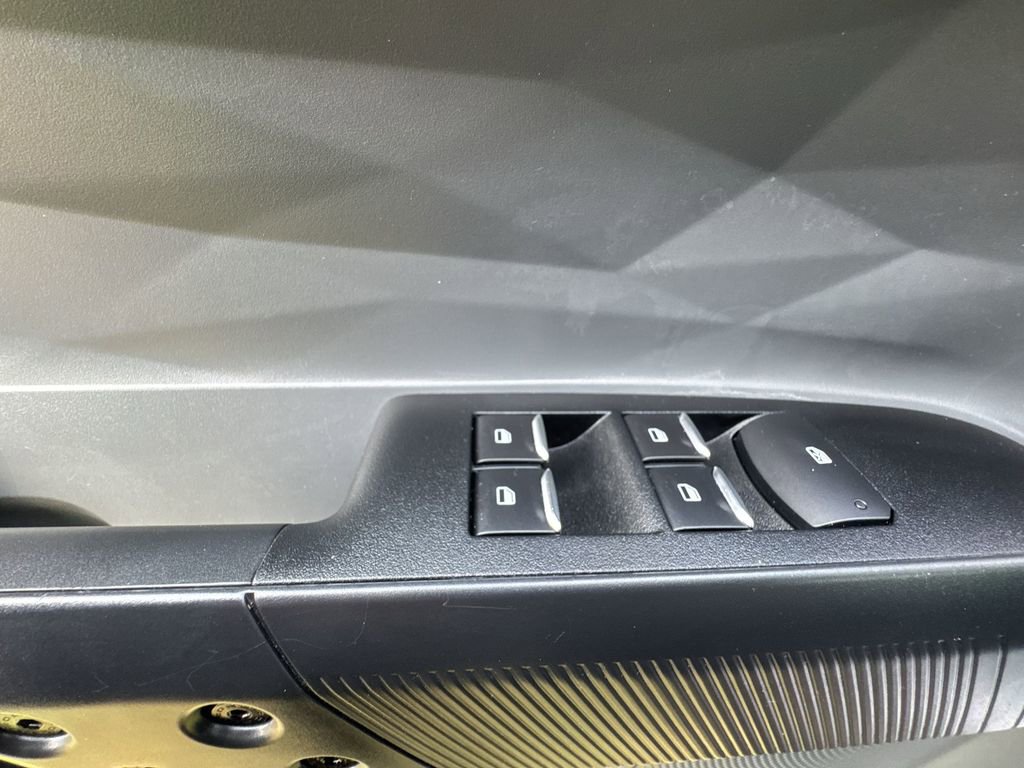 Used 2022 Ford Maverick XL image 13