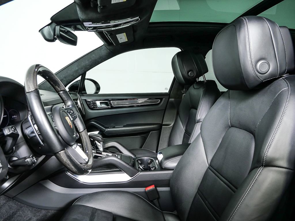 Certified 2021 Porsche Cayenne Turbo image 5