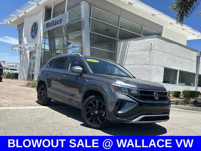 Certified 2023 Volkswagen Taos SE w/ Panoramic Sunroof Package FWD image 1