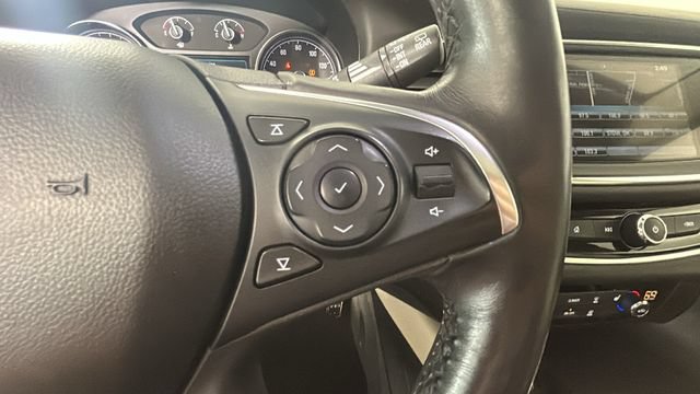 Used 2018 Buick Enclave Essence w/ Trailering Package FWD image 16