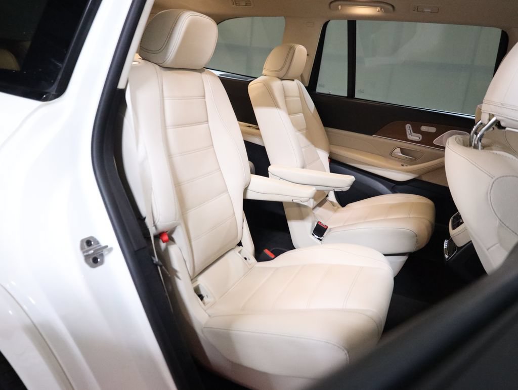Used 2023 Mercedes-Benz GLS 450 4MATIC w/ AMG Line Exterior image 73