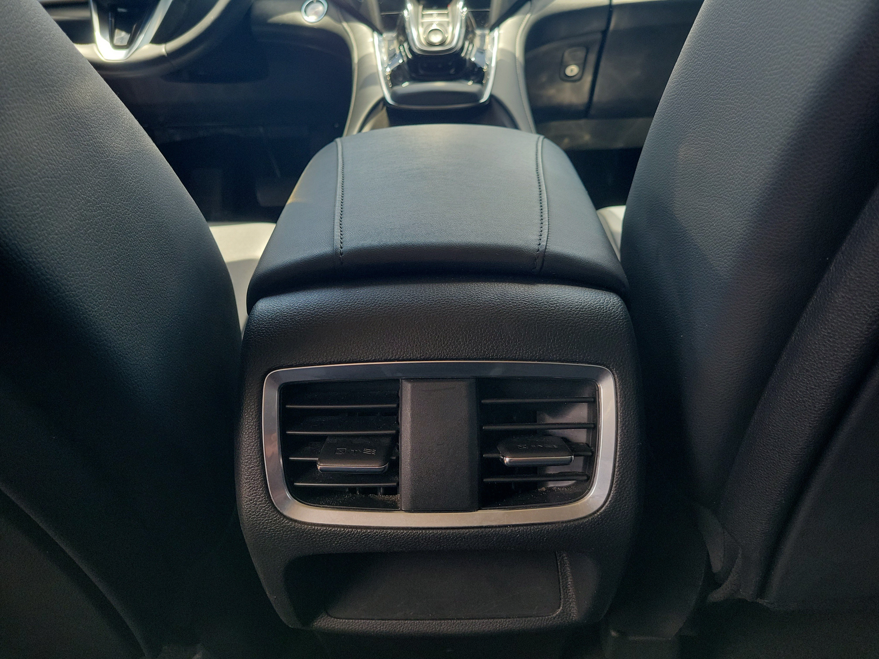 Used 2020 Acura RDX AWD image 11