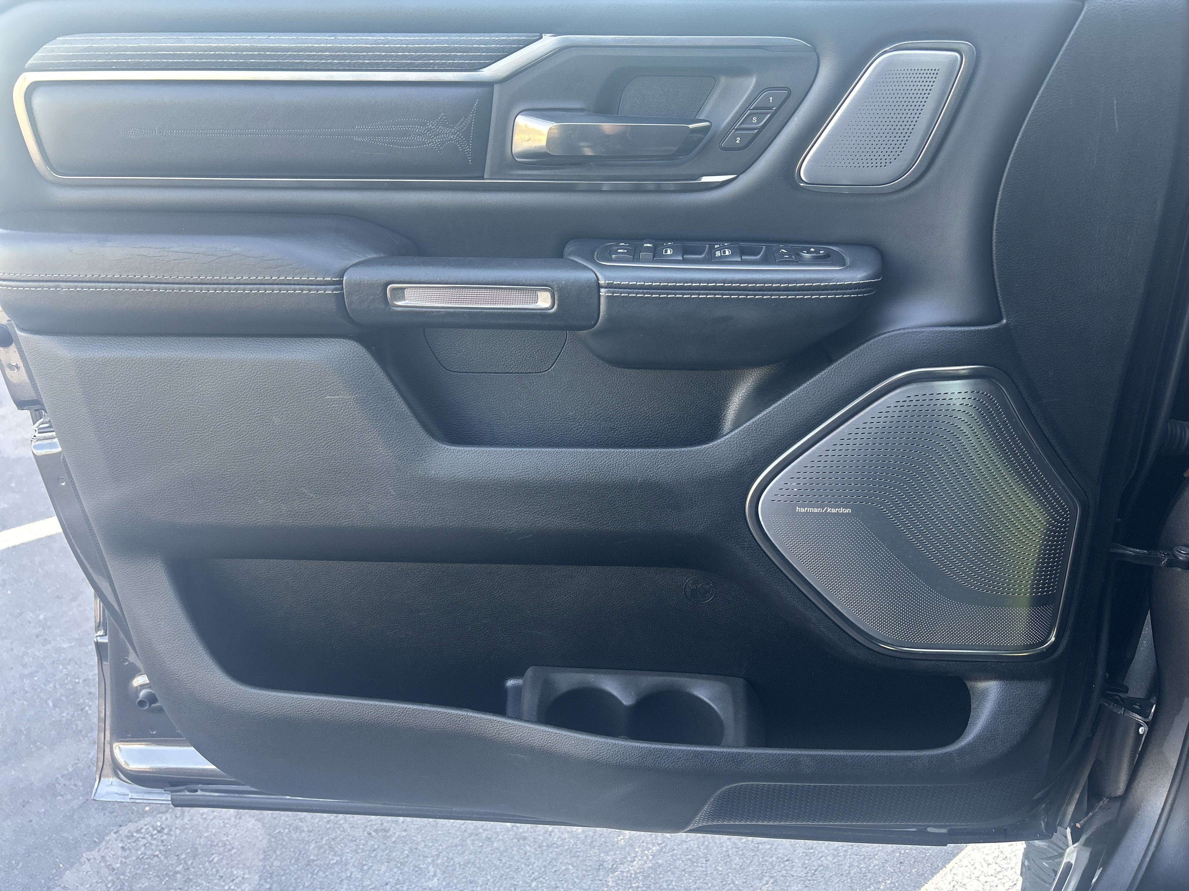 Used 2019 RAM 1500 Limited AWD/4WD image 22