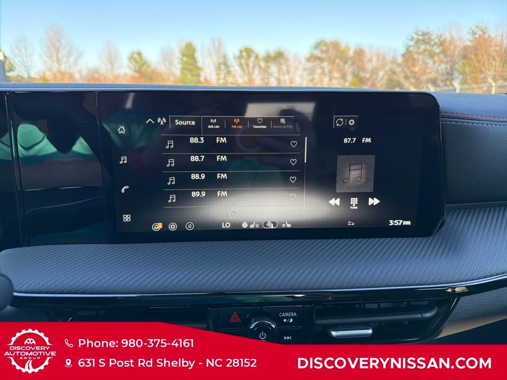 New 2026 Nissan Kicks SR w/ SR Premium Package FWD image 17
